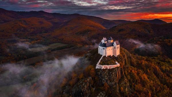 Füzér Castle in the Zemplén Mountains, Hungary (© ZGPhotography/Alamy)