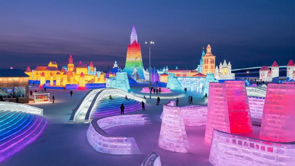 Harbin International Ice and Snow Sculpture Festival, Harbin, China (© STR/AFP