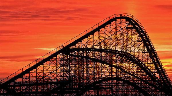 The Great White Roller Coaster at Wildwood, New Jersey (© John Van Decker/Alamy)
