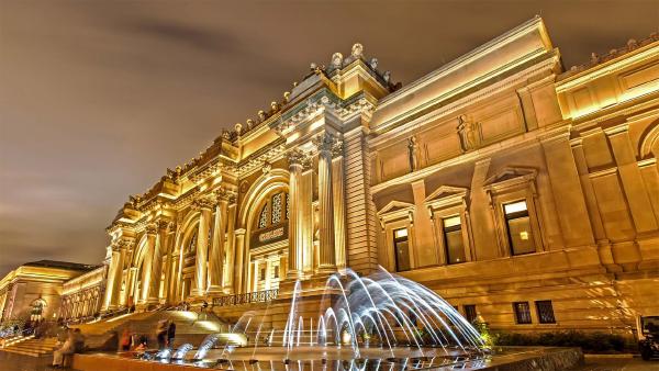 The Metropolitan Museum of Art in New York City (© Susanne Pommer/Shutterstock)