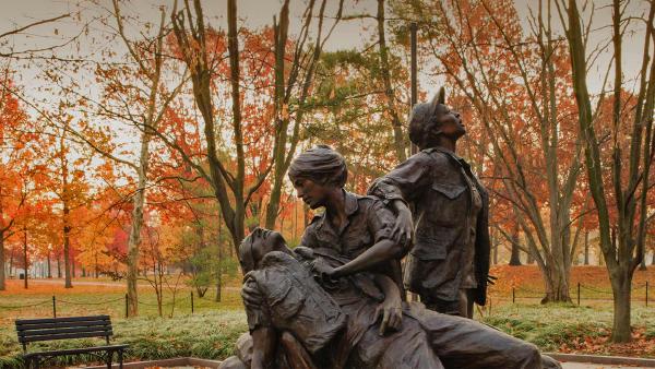 The Vietnam Women's Memorial in Washington, DC (© Cvandyke/Shutterstock)