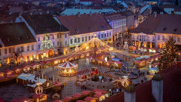 Christmas market in Sibiu, Romania (© Calin Stan/Alamy)