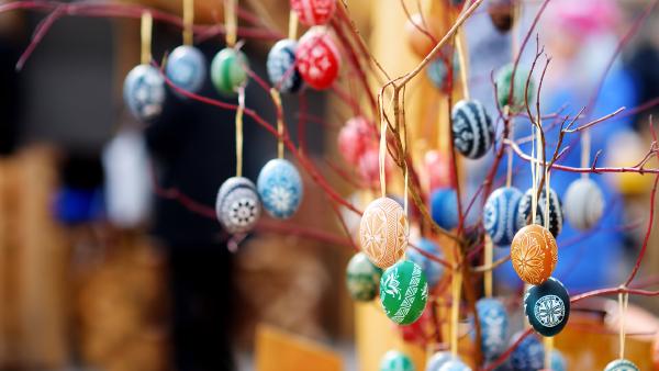 Colorful handmade wooden Easter eggs, Vilnius, Lithuania (© maximkabb/Getty Images)