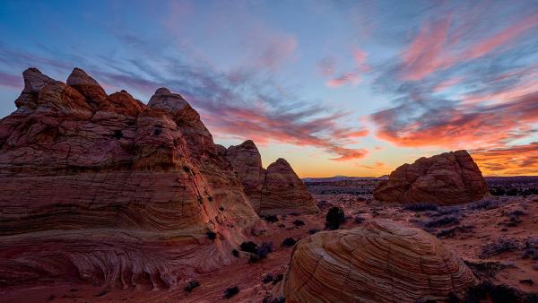 Coyote Buttes, Vermilion Cliffs National Monument, Arizona (© James Hager/Getty Images)