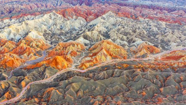 Danxia landform, Zhangye National Geopark, Gansu, China (© Weiquan Lin/Getty Images)