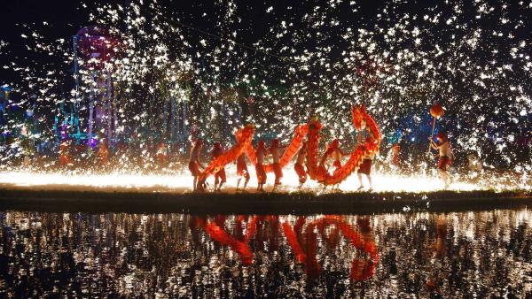 Dragon dance, Wuhan, China (© Miao Jian/Wuhan Morning Post/Visual China Group via Getty Images)