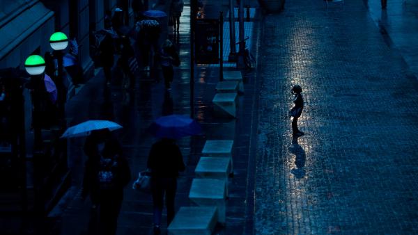 Fearless Girl statue facing the New York Stock Exchange, New York City (© JOHANNES EISELE/AFP via Getty Images)