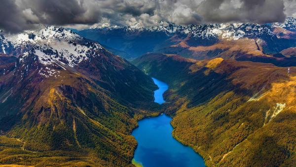 Fiordland National Park in South Island, New Zealand (© WitR/Adobe Stock)