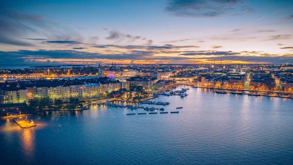 Helsinki’s shoreline during blue hour, Uusimaa, Finland (© Miemo Penttinen/Getty Images)