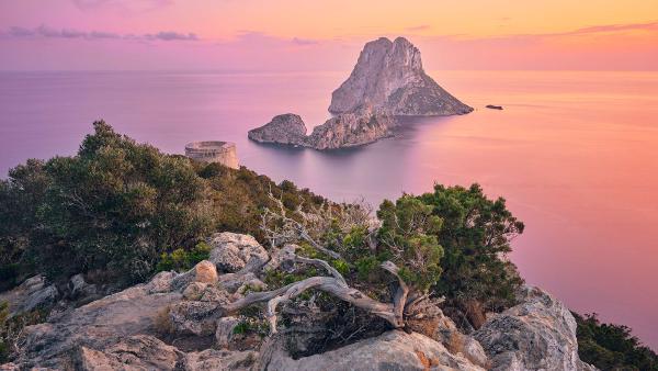 Islets of Es Vedrà and Es Vedranell, Ibiza, Spain (© L. Apolli/Getty Images)