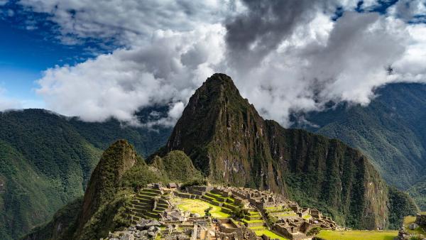Machu Picchu, Peru (© Dora Dalton/Getty Images)