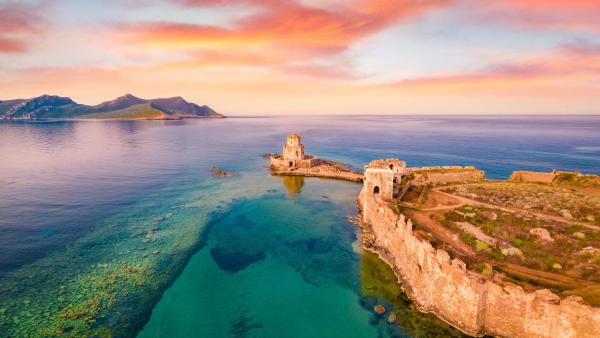 Methoni Castle, Messenia, Greece (© Andrew Mayovskyy/Shutterstock)