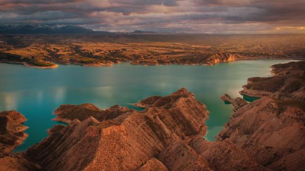 Negratín Reservoir, Granada, Spain (© Andres Martinez Olmedo/Getty Images)