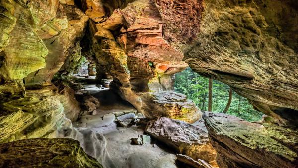 Rock House, Hocking Hills State Park, Ohio (© Kenneth Keifer/Getty Images)