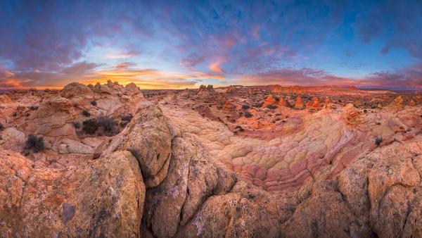 Sandstone rock formations, Vermilion Cliffs National Monument, Arizona (© Yva