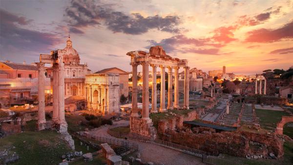 The Temple of Saturn in the Roman Forum, Rome, Italy (© Nico De Pasquale Photography/Getty Images)