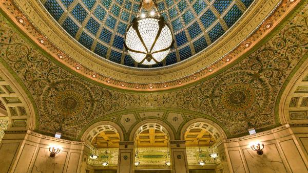 Tiffany Dome, Chicago Cultural Center, Illinois (© Felix Lipov/Shutterstock)