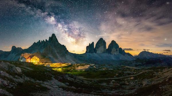 Tre Cime Nature Park, South Tyrol, Italy (© Adisorn Fineday Chutikunakorn/Getty Images)